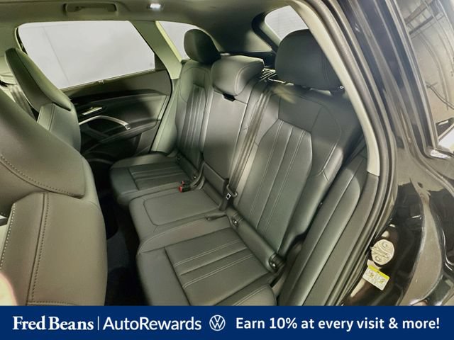 Used 2025 Audi Q5 Premium Plus w/ Premium Plus AWD/4WD image 32