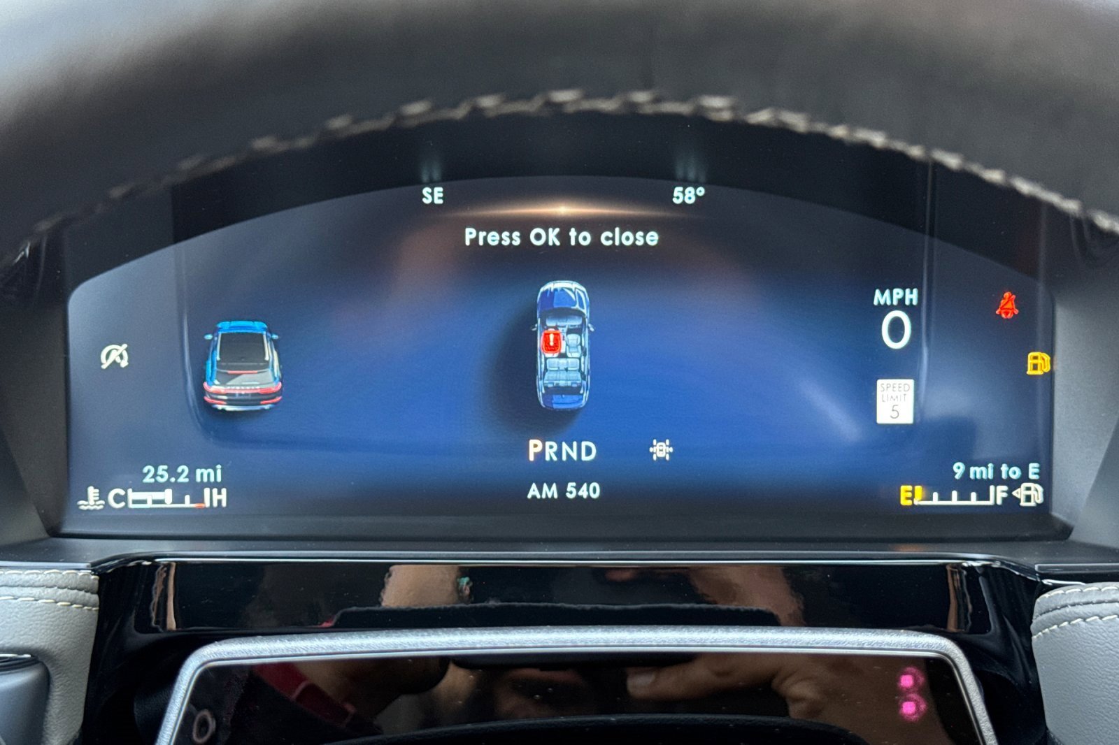 New 2025 Lincoln Corsair Reserve w/ Equipment Group 202A image 23