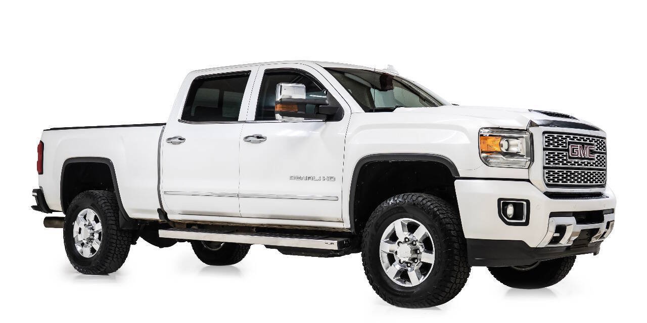 Used 2018 GMC Sierra 3500 Denali w/ Duramax Plus Package AWD/4WD image 1