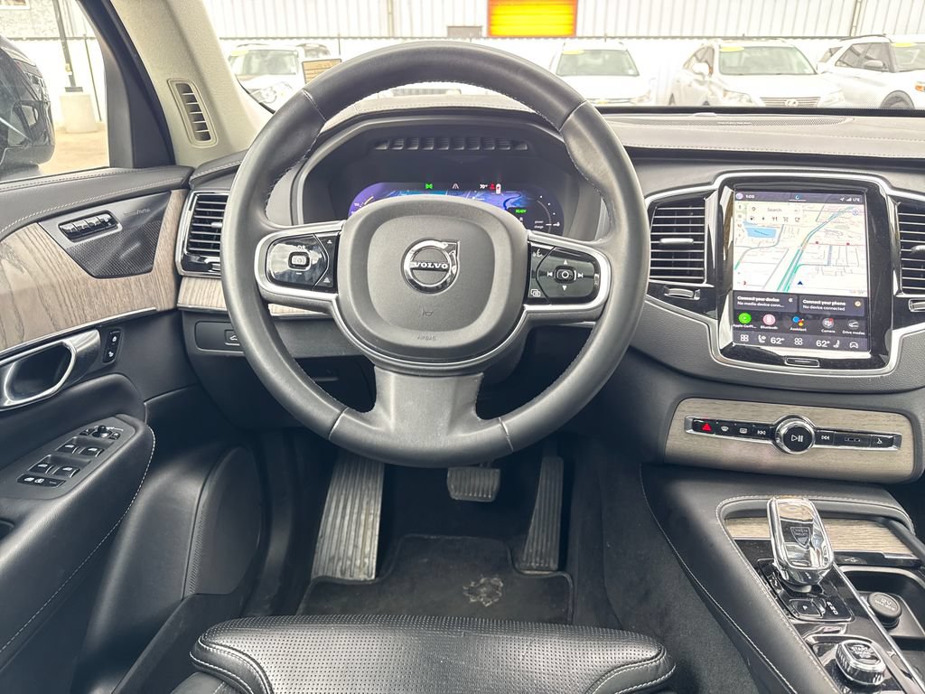 Used 2023 Volvo XC90 T8 Ultimate AWD/4WD image 13