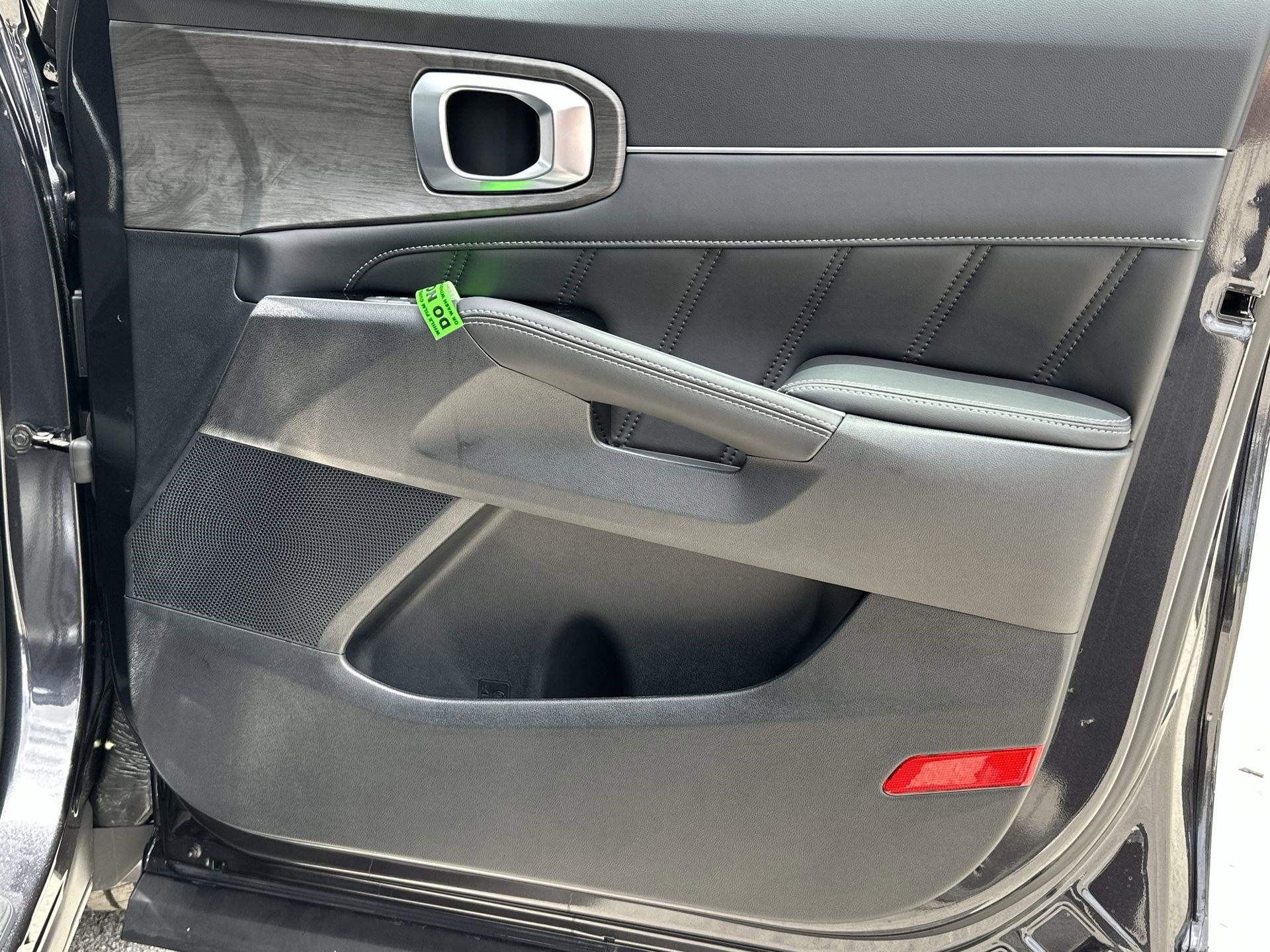 New 2025 Kia Sorento SX image 31