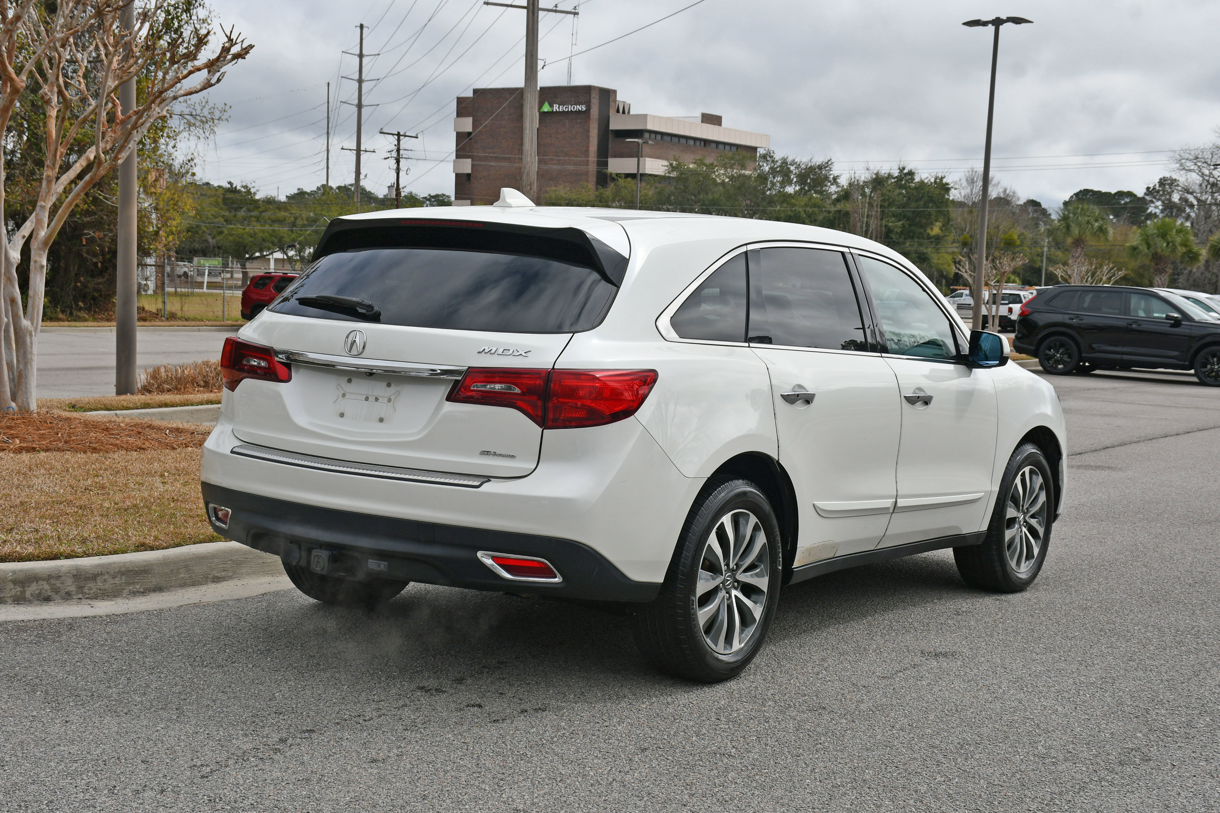 Used 2015 Acura MDX SH-AWD w/ Technology Package image 4