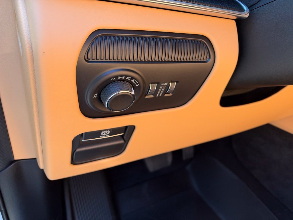 New 2027 Jeep Grand Wagoneer Summit AWD/4WD image 11