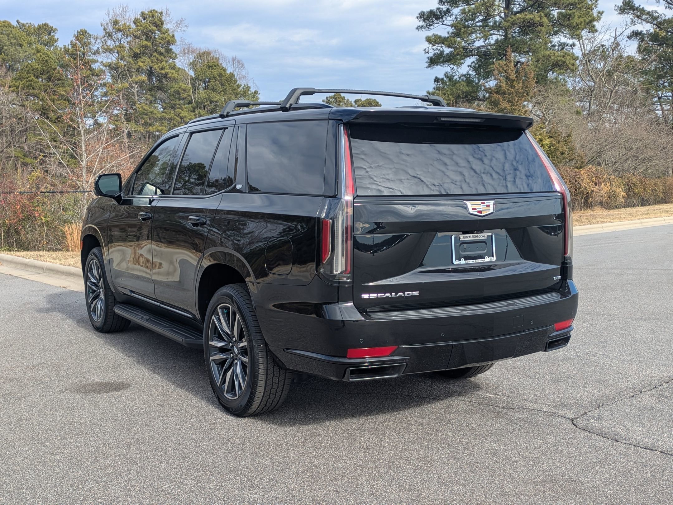 Used 2021 Cadillac Escalade Sport w/ Driver Assist Tech Package image 7