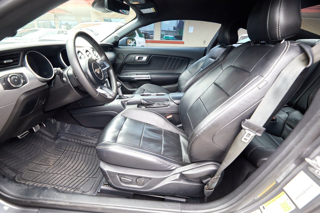 Used 2021 Ford Mustang Premium RWD image 11