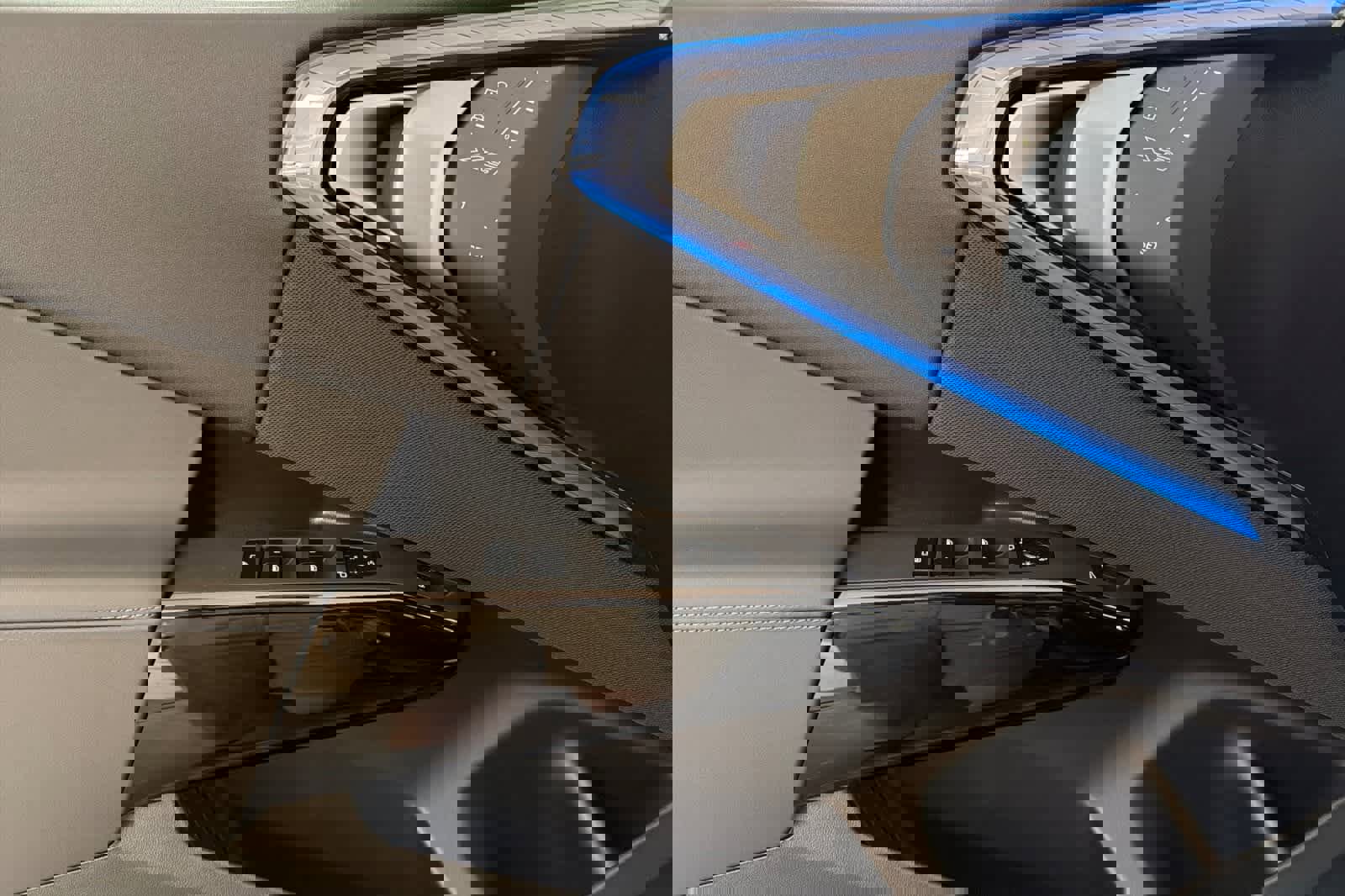 Used 2026 BMW X3 xDrive30 w/ M Sport Package image 12