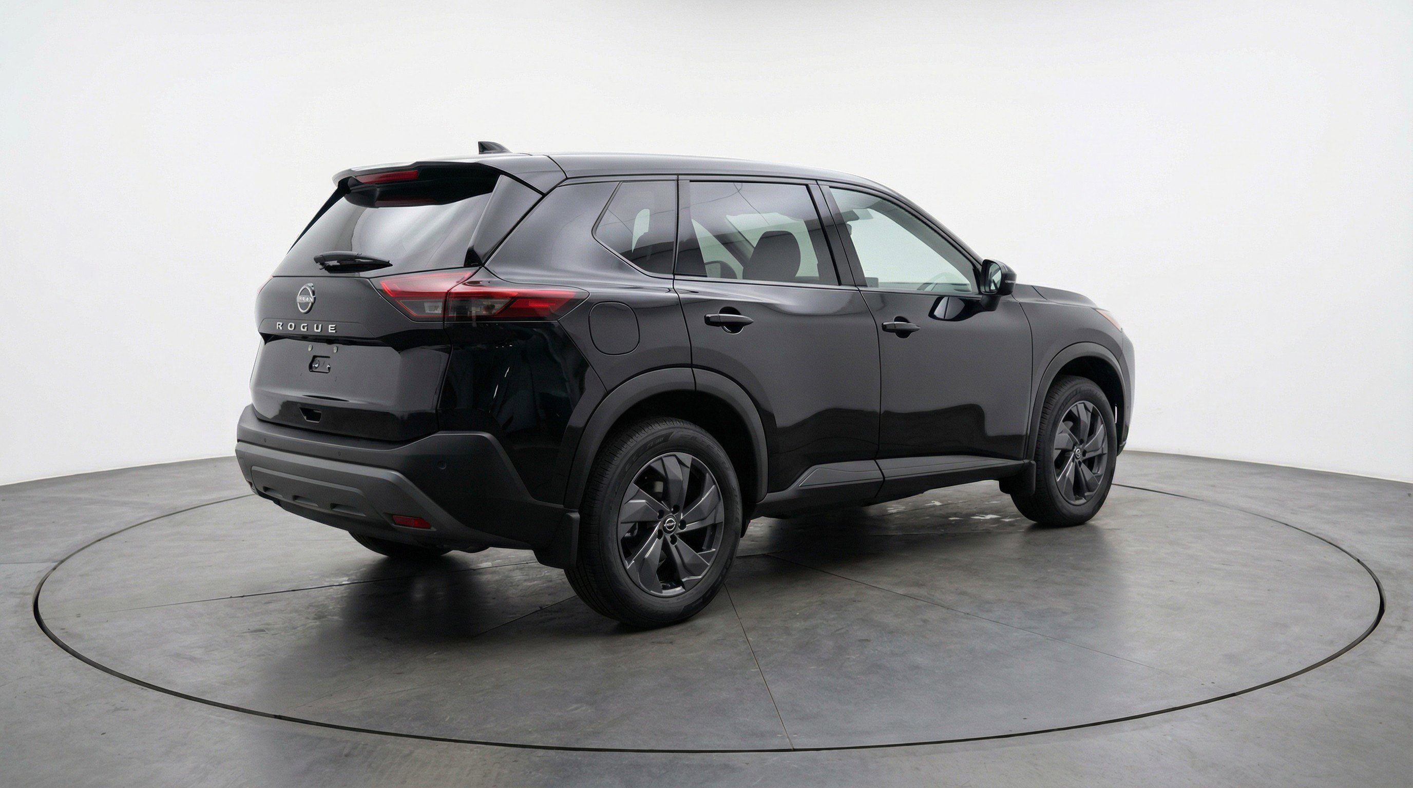 Used 2025 Nissan Rogue SV FWD image 9