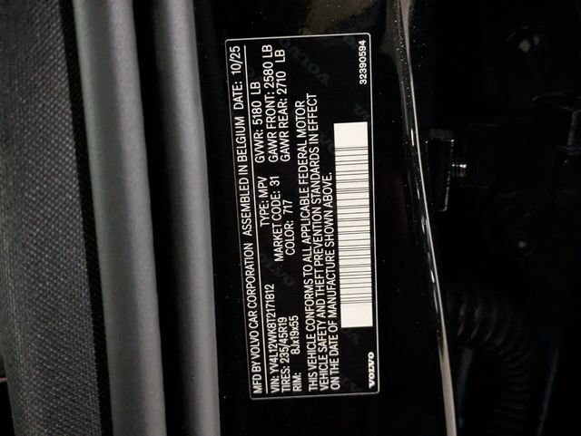 New 2026 Volvo V60 B5 Cross Country Plus w/ Climate Package AWD/4WD image 32