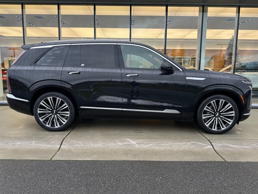 Used 2026 Cadillac Vistiq Premium Luxury image 6