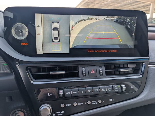 Used 2024 Lexus ES 350 Ultra Luxury w/ Accessory Package (Z1) FWD image 16