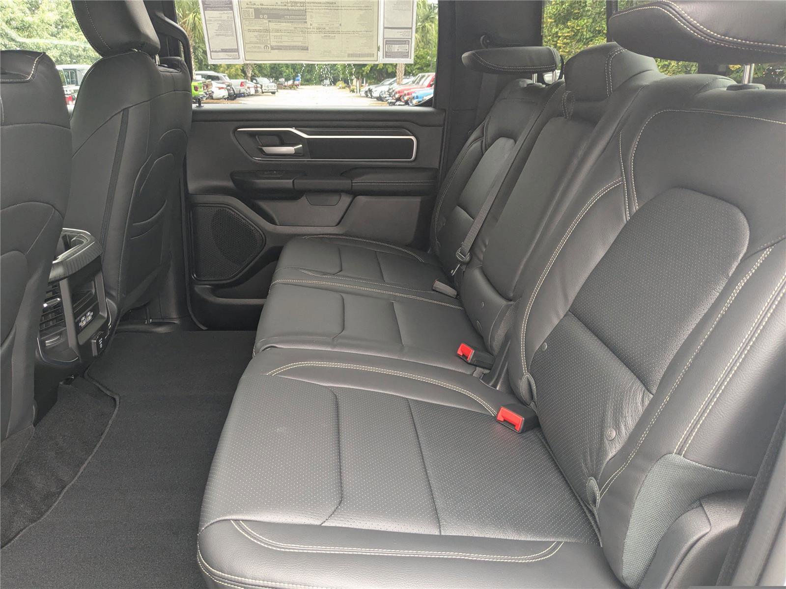 New 2025 RAM 1500 Big Horn AWD/4WD image 14