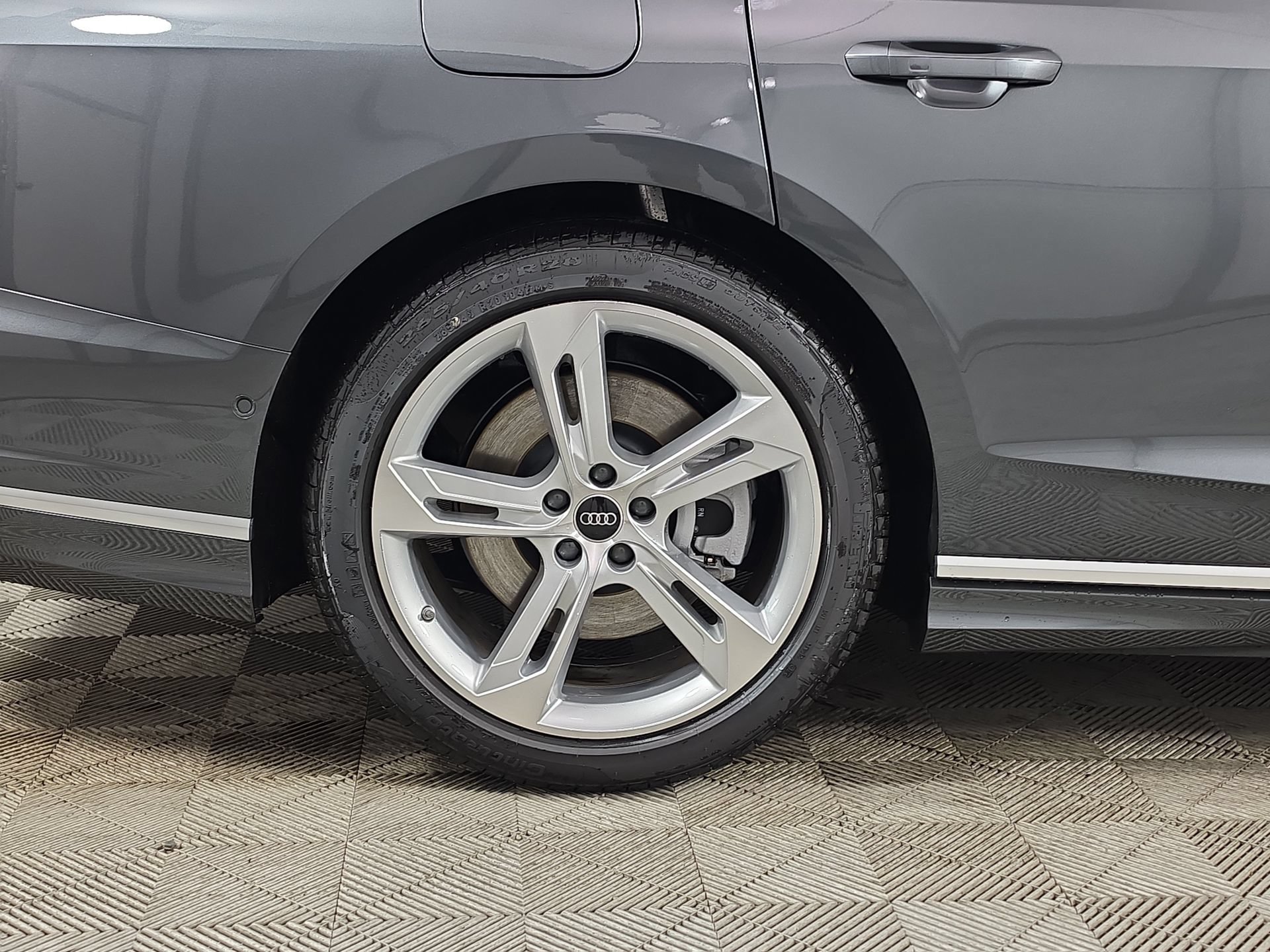 New 2026 Audi A8 L 3.0T AWD/4WD image 9