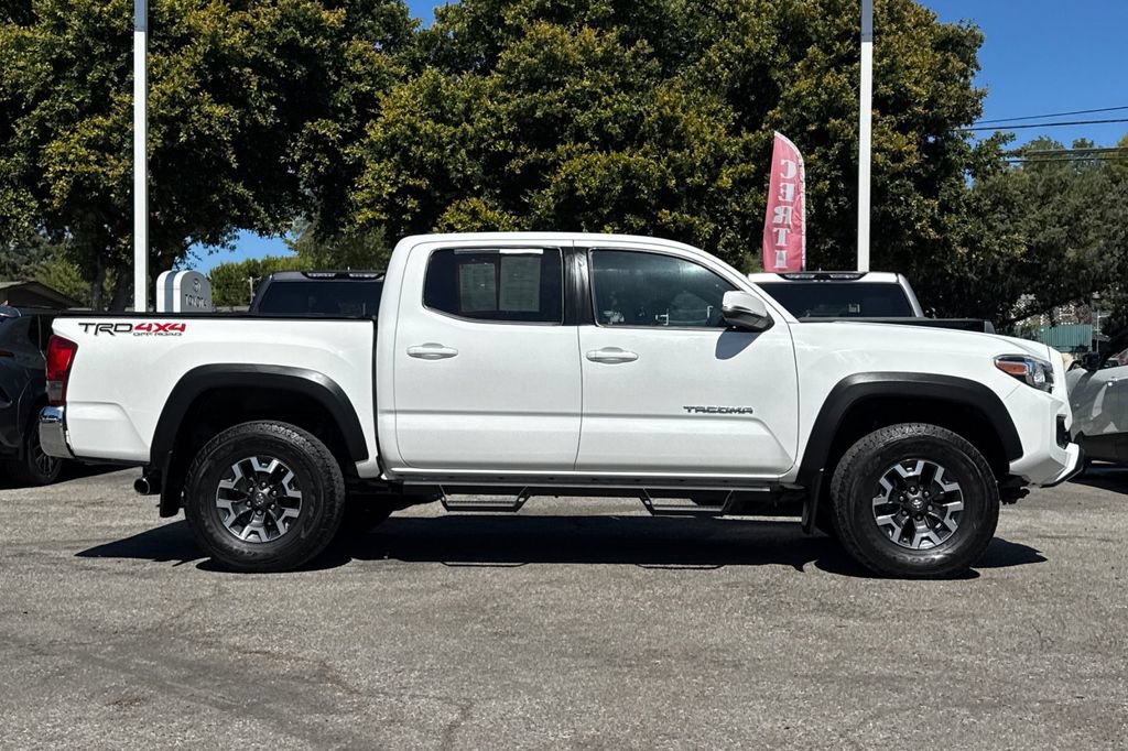 Certified 2017 Toyota Tacoma TRD Off-Road AWD/4WD video 2