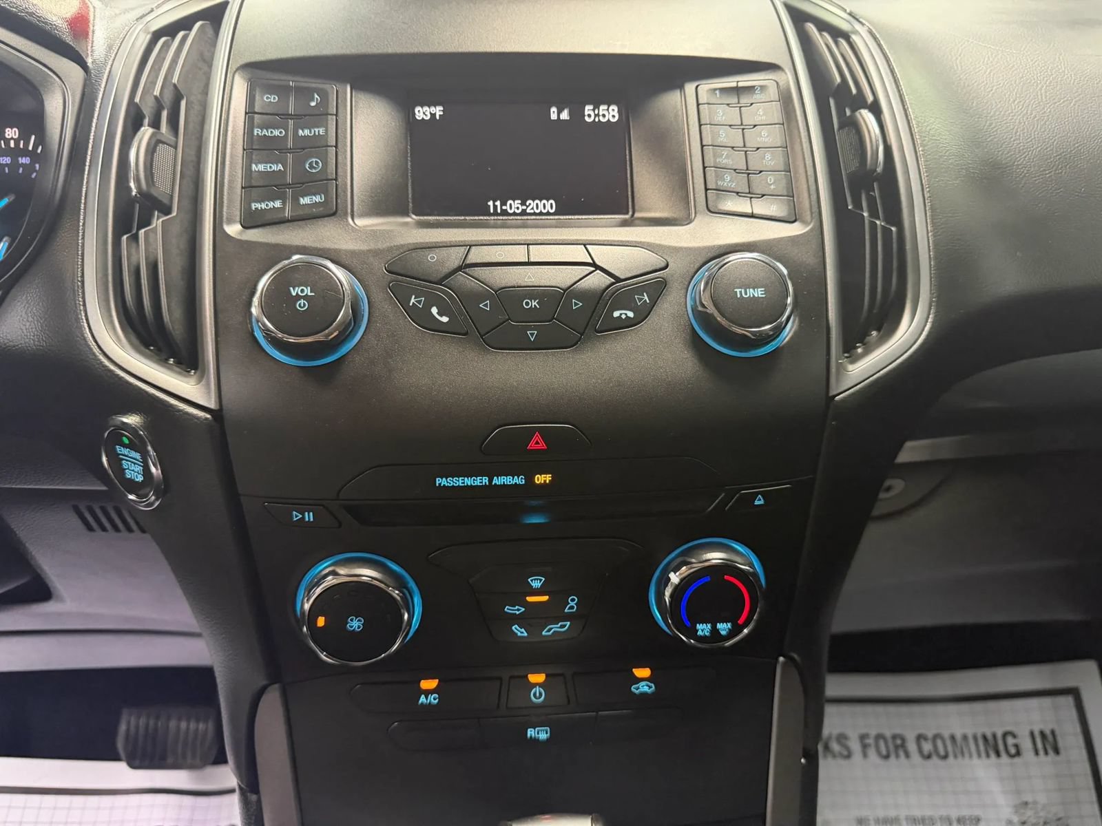 Used 2018 Ford Edge SE FWD image 39