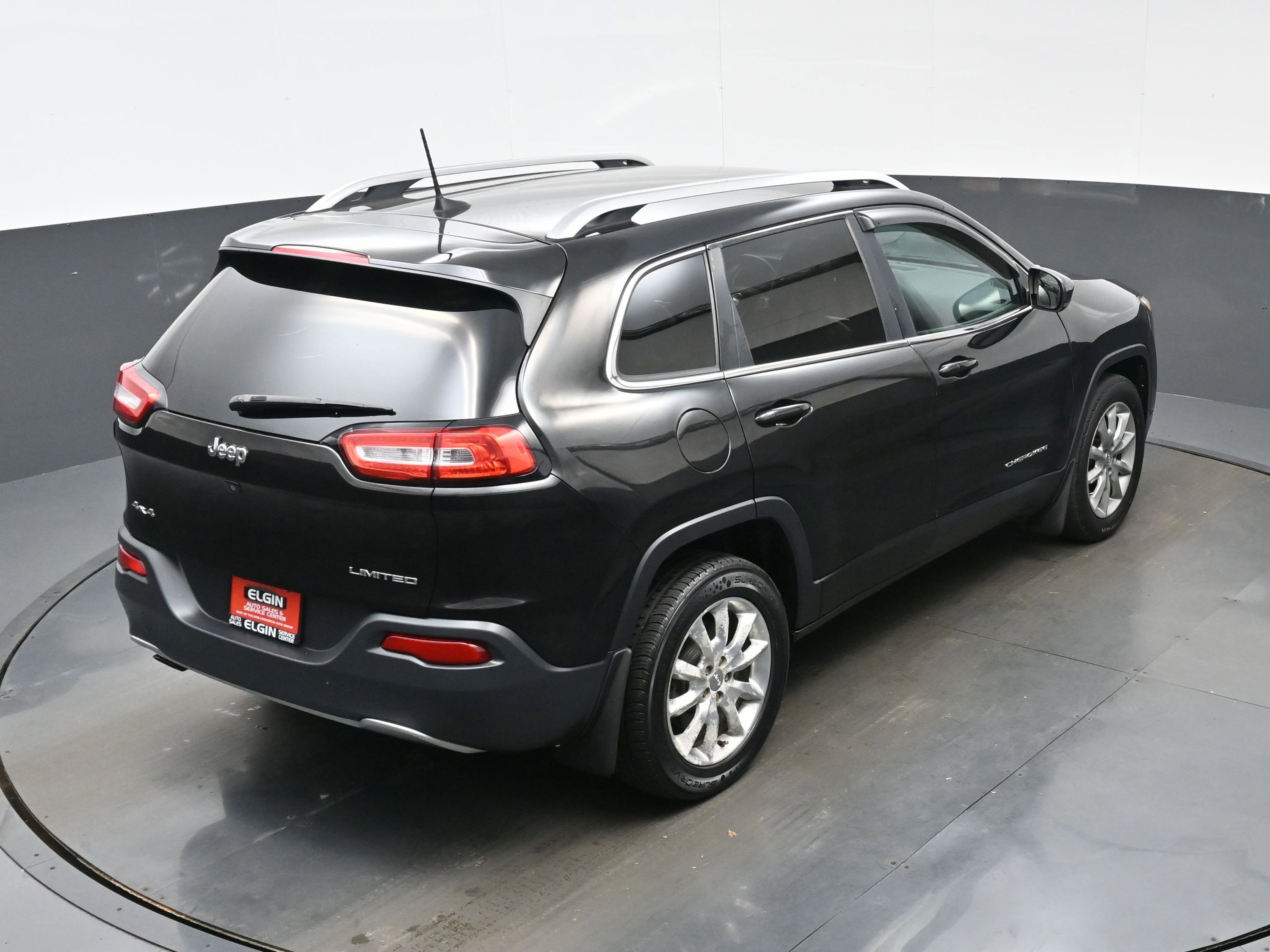Used 2016 Jeep Cherokee Limited AWD/4WD image 35