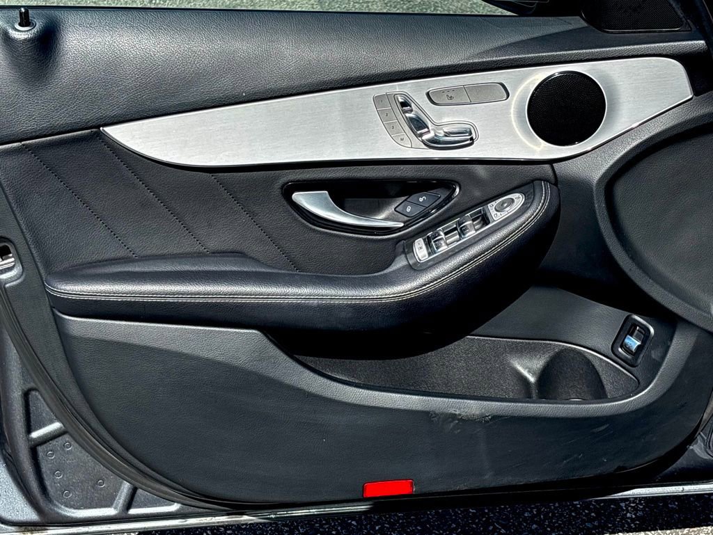 Used 2021 Mercedes-Benz C 300 Sedan image 18