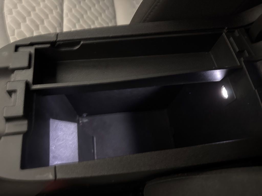 Used 2019 Chevrolet Equinox LT image 31