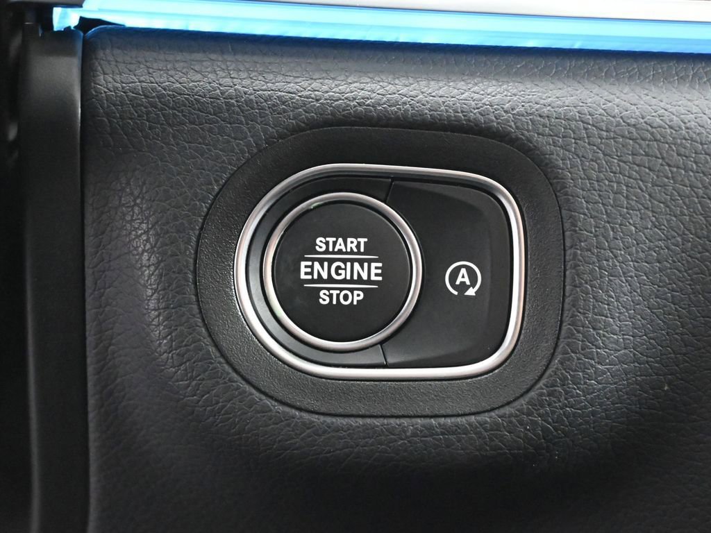 Used 2025 Mercedes-Benz GLE 350 4MATIC image 12