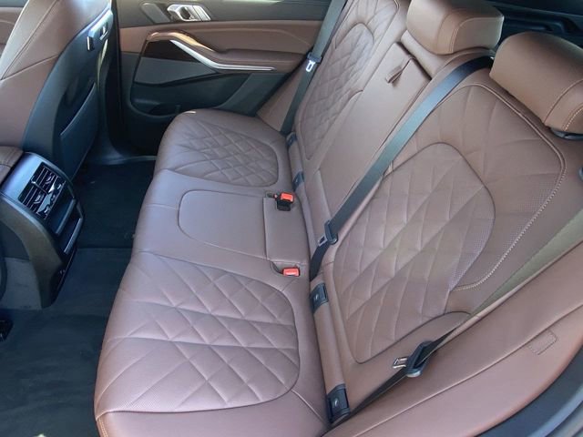 Used 2026 BMW X5 xDrive50e w/ Premium Package image 17
