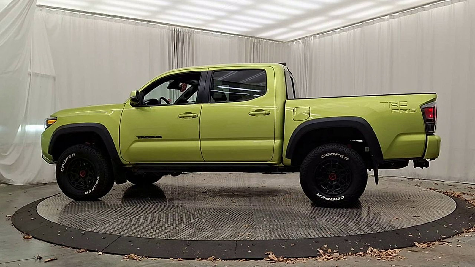 Certified 2022 Toyota Tacoma TRD Pro image 2