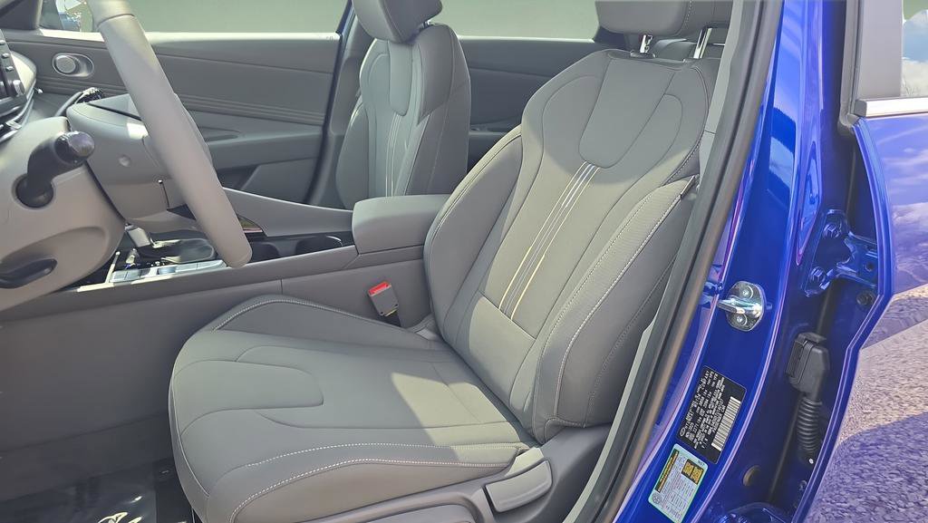 New 2026 Hyundai Elantra SEL Sport Premium FWD image 23