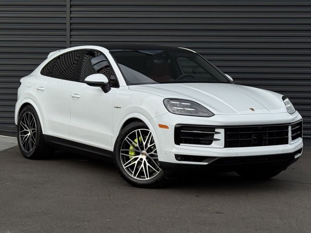 New 2026 Porsche Cayenne E-Hybrid Coupe image 9