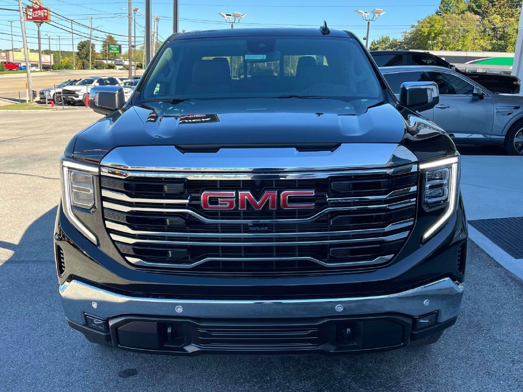 New 2026 GMC Sierra 1500 SLT w/ SLT Premium Plus Package AWD/4WD image 8