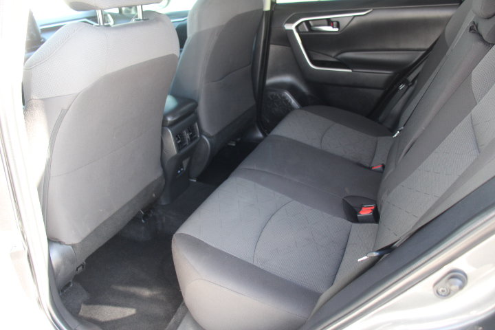 Certified 2022 Toyota RAV4 XLE w/ Convenience Package FWD image 14