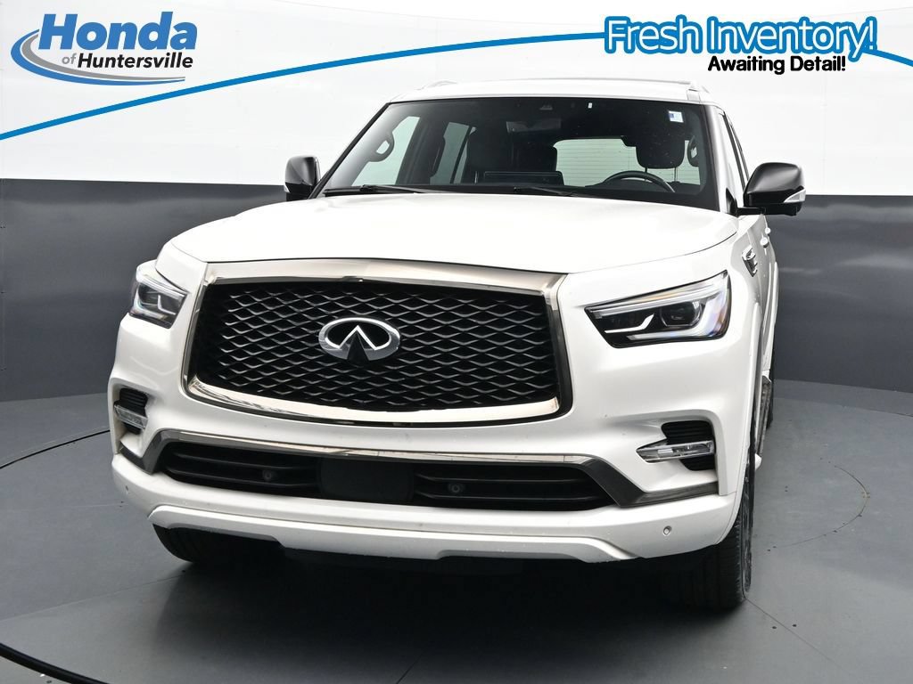 Used 2024 INFINITI QX80 Sensory AWD/4WD image 3