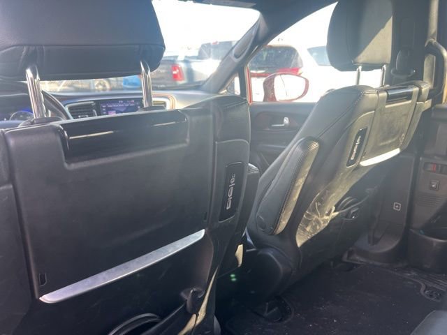 Used 2020 Chrysler Pacifica Touring-L image 6