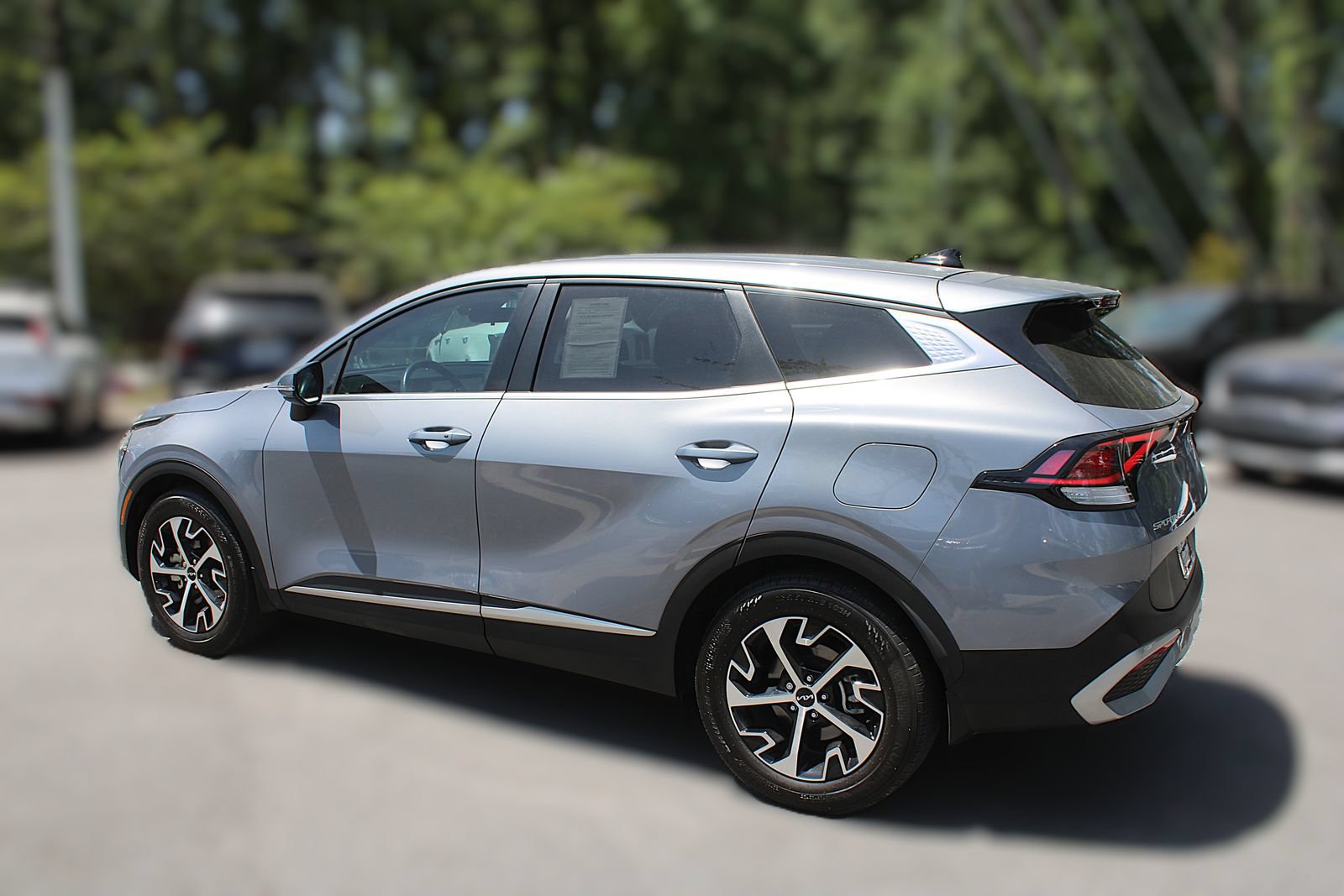 Certified 2024 Kia Sportage EX FWD image 6