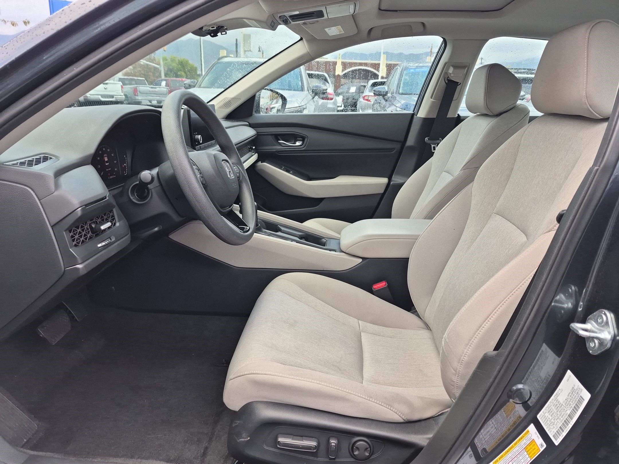 Used 2024 Honda Accord EX image 17