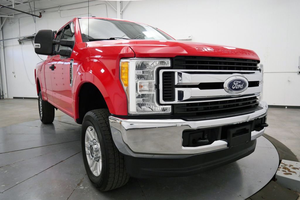 Used 2017 Ford F350 XLT AWD/4WD image 38