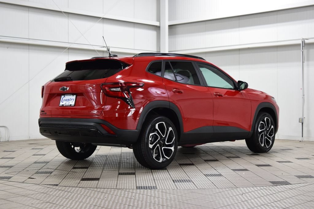 New 2026 Chevrolet Trax RS w/ Driver Confidence Package FWD image 8