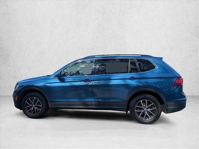 Used 2019 Volkswagen Tiguan SE w/ Panoramic Sunroof Package image 3