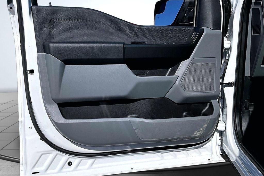 Used 2023 Ford F150 XL w/ XL Chrome Appearance Package image 23