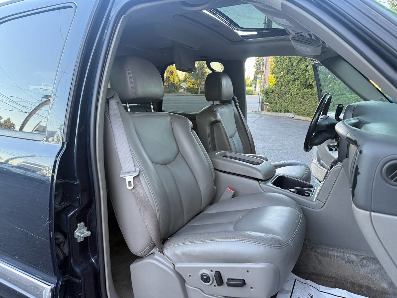 Used 2004 GMC Yukon SLT w/ 1SD Preferred Equipment Group image 38