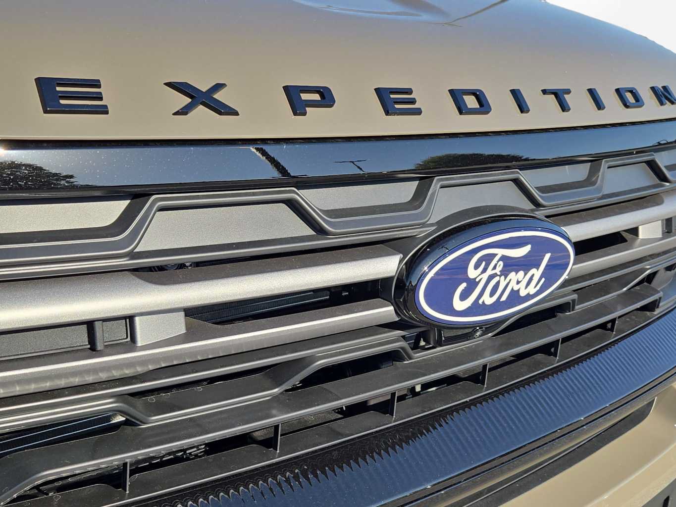 New 2027 Ford Expedition Tremor w/ Driver's Package AWD/4WD image 17