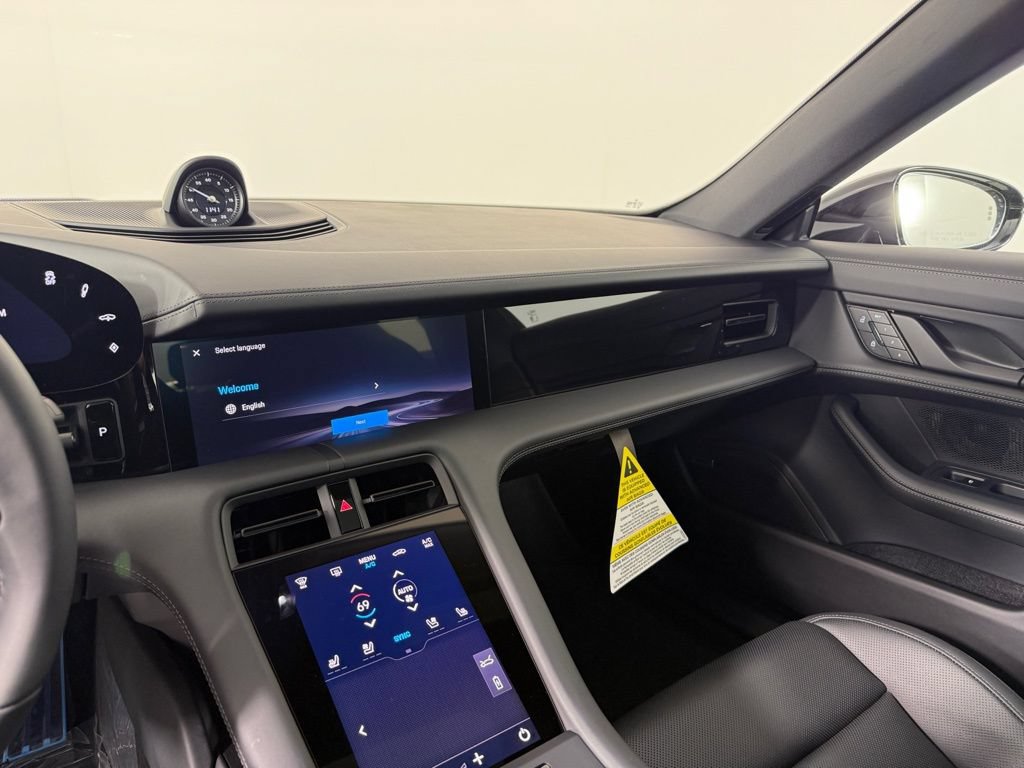 New 2026 Porsche Taycan RWD image 25