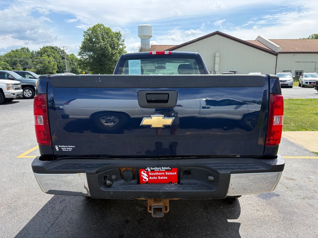 Used 2010 Chevrolet Silverado 2500 W/T w/ Snow Plow Prep Package AWD/4WD image 7