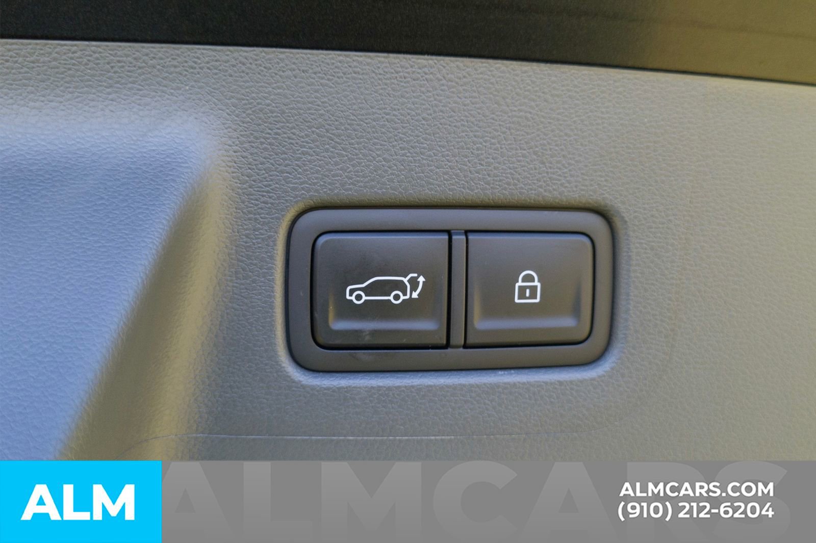 Used 2025 Hyundai Santa Fe Calligraphy image 10