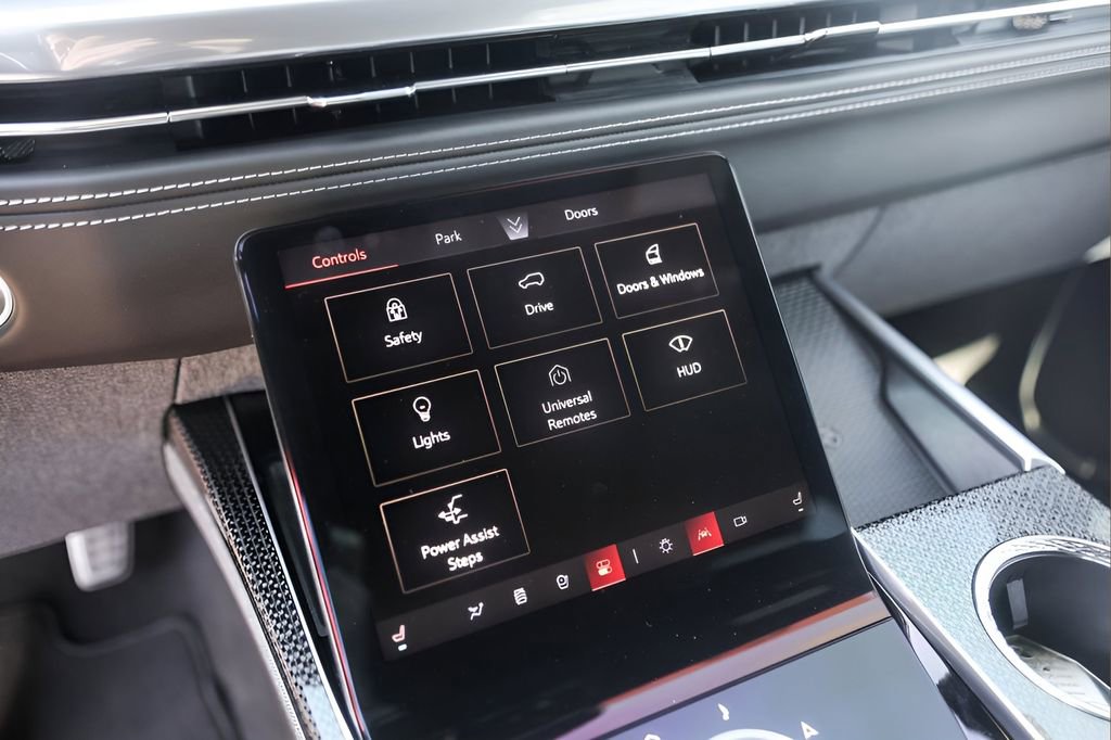 Certified 2025 Cadillac Escalade ESV V image 19