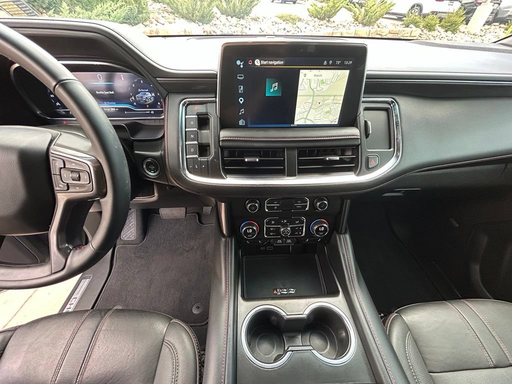 Used 2024 Chevrolet Suburban RST w/ Luxury Package AWD/4WD image 19