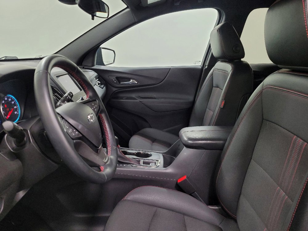 Used 2023 Chevrolet Equinox RS FWD image 17