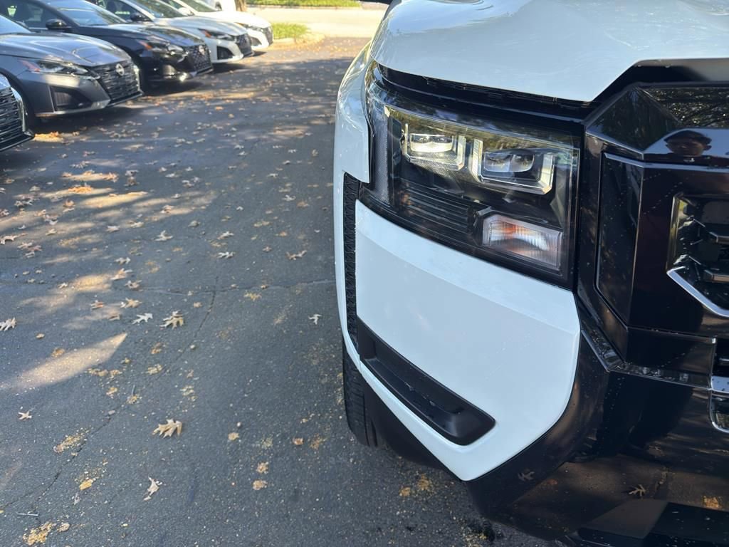 New 2026 Nissan Frontier SV image 10