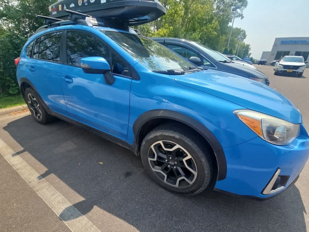 Used 2016 Subaru Crosstrek 2.0i Limited AWD/4WD image 3
