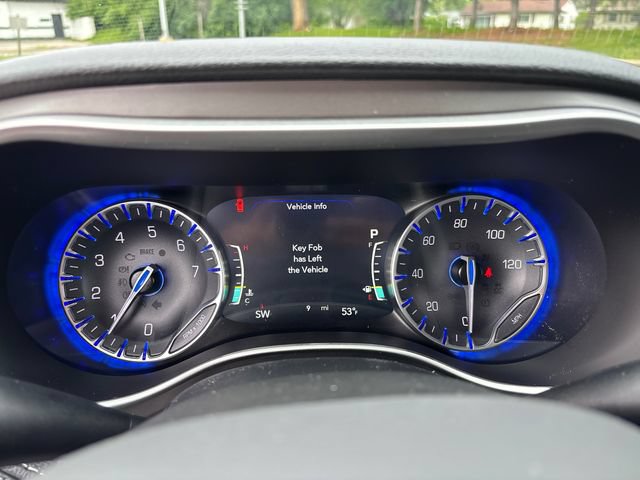 New 2027 Chrysler Pacifica Select w/ Family Tech Group FWD image 19