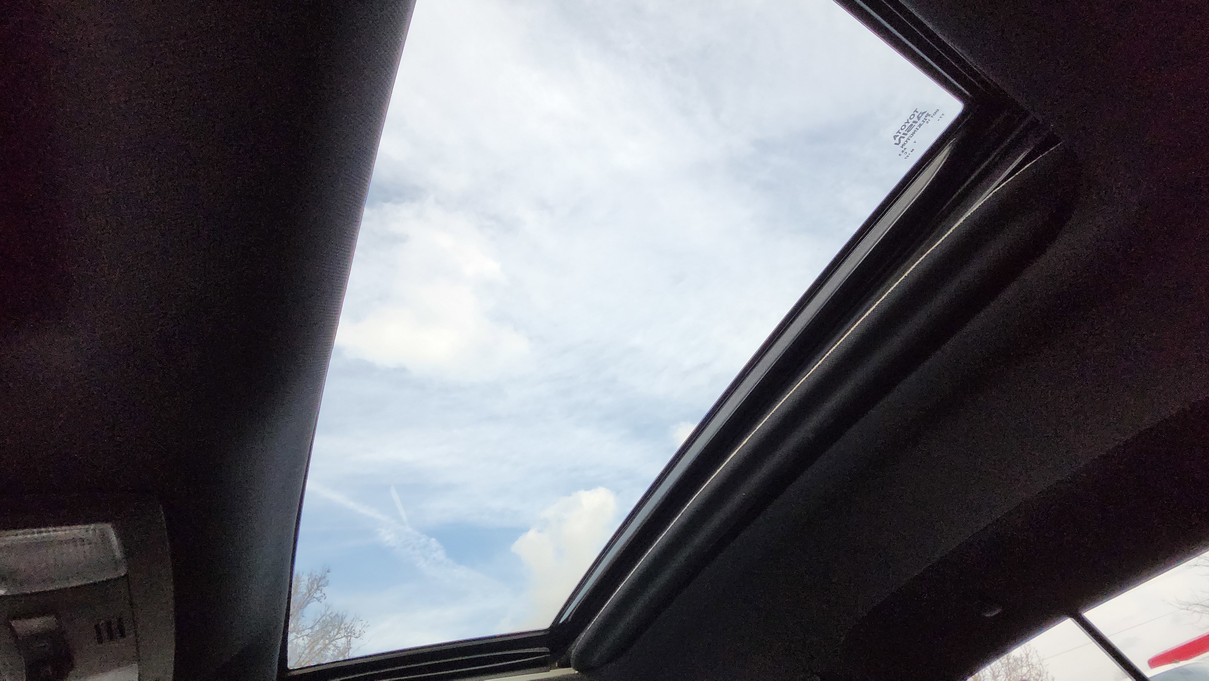 Used 2020 Toyota Tacoma Limited image 2