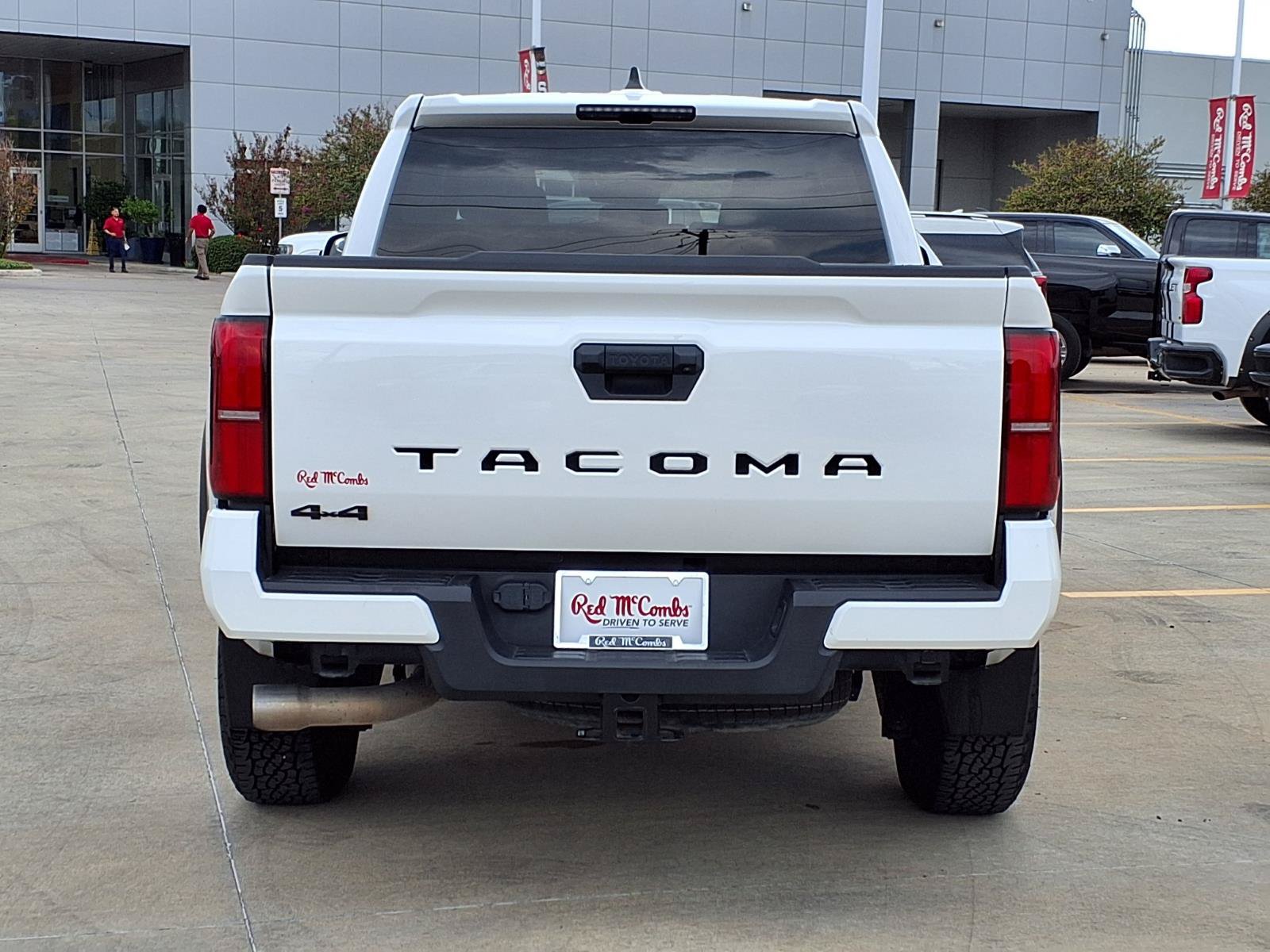 Used 2024 Toyota Tacoma TRD Off-Road AWD/4WD image 6