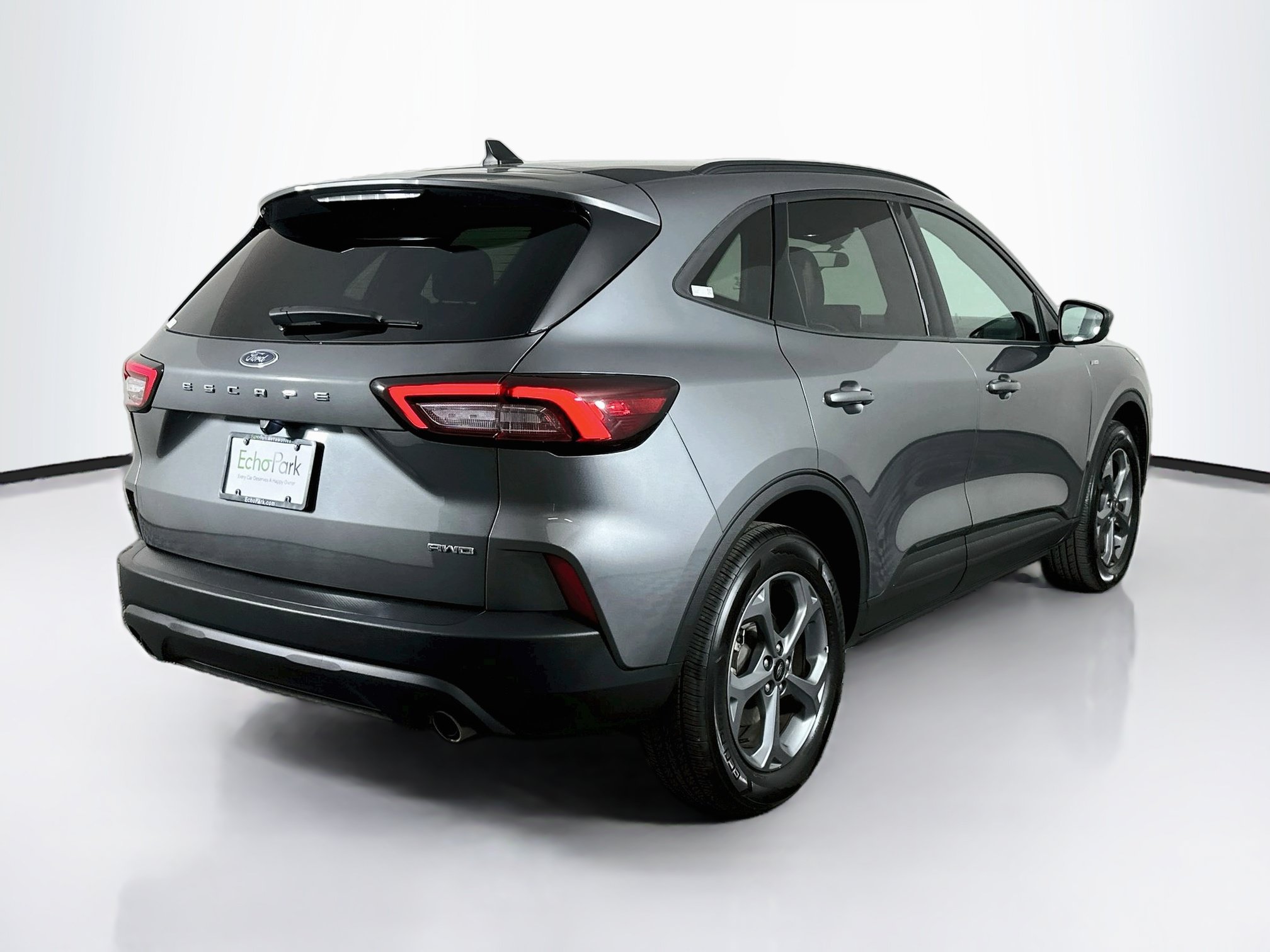 Used 2025 Ford Escape ST-Line Select AWD/4WD image 9